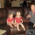 Смотрим мультик про Винни Пуха / Watching the cartoon Winnie the Pooh